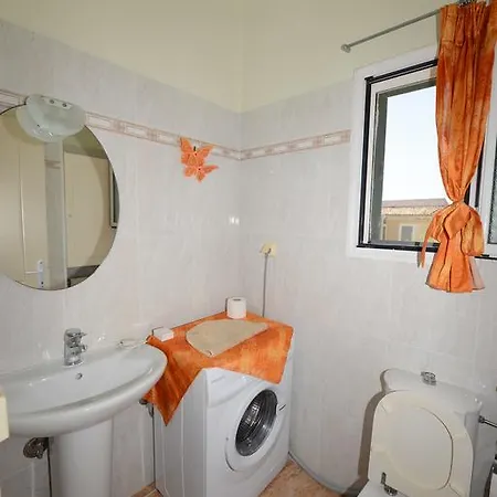 Roula's & Apartment Acharavi (Corfu)