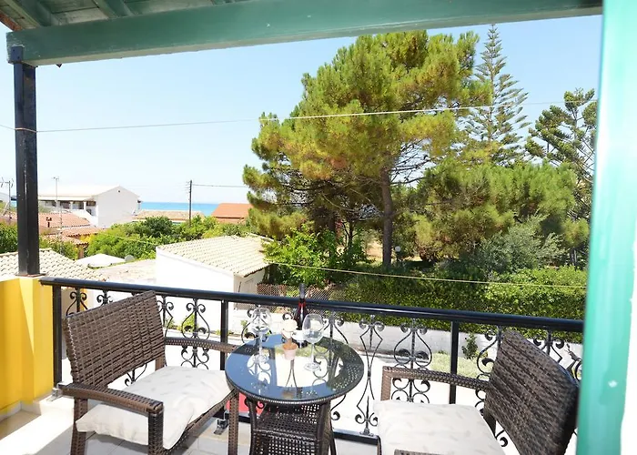 Roula's & Daire Acharavi (Corfu)