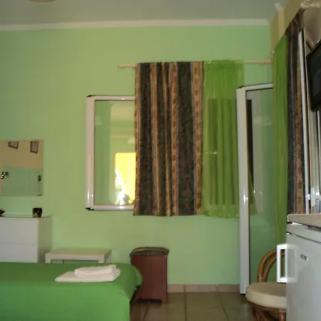 Apartamento Roula's & *