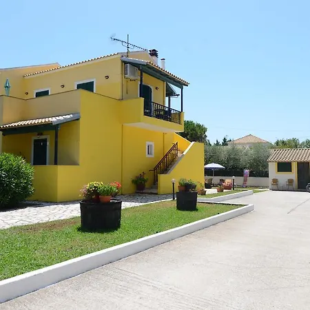 Roula's & * Acharavi (Corfu)